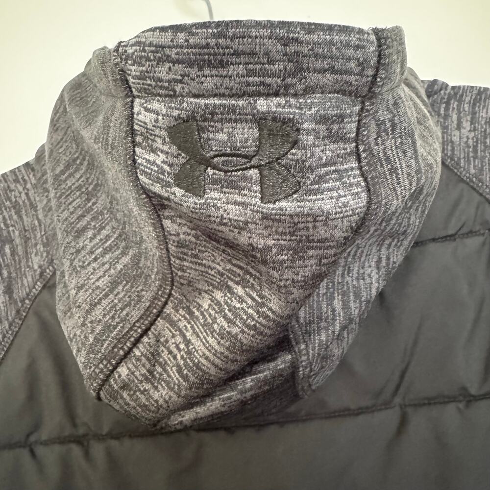 Under Armour Day Trekker Hybrid Jacket in Black/Gray - Picture 8 of 9